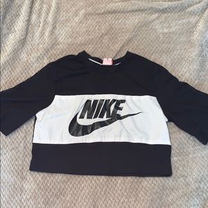 Nike Mesh cropped shirt